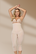 Load image into Gallery viewer, Comfort Evolution Capri Leggings