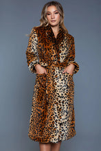 Load image into Gallery viewer, Luxurious Leopard Print Plush Robe – Ultimate Comfort & Style | Perfect for Cozy Lounging