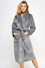 Load image into Gallery viewer, Beverly Heart Print Plush Robe