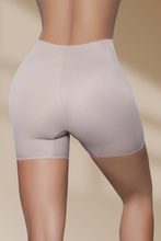 Load image into Gallery viewer, Seamless mid-waist and anti-chafing slip shorts