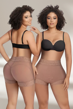 Load image into Gallery viewer, Buttlifter Short