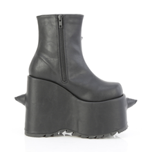 Load image into Gallery viewer, 7" (178mm) Platform Ankle Boots with Scattered Puffed Horn Details & Inner Side Metal Zip Closure