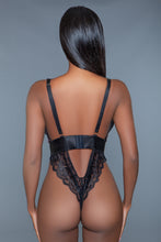 Load image into Gallery viewer, Cut-out lace bottom Bodysuit