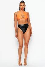 Load image into Gallery viewer, Halter Neck Keyhole Crop Top