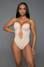 Load image into Gallery viewer, Looking Curvy Bodysuit Shaper
