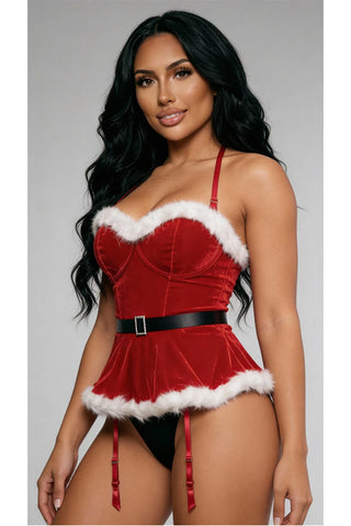 Santa Baby 2-Piece Lingerie Set for Women – Red Velvet Basque with Faux Fur Trim, Adjustable Halterneck, Diamante Buckle Belt & Matching Thong